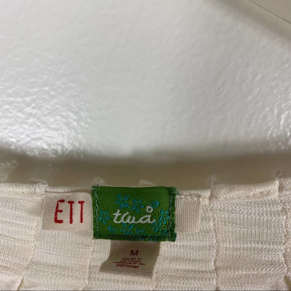 Ett Twa Ivory Pleated Top Medium - Picture 4 of 6